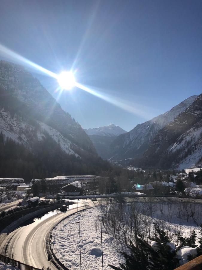 Hotel Chalet Joli Courmayeur Exteriér fotografie